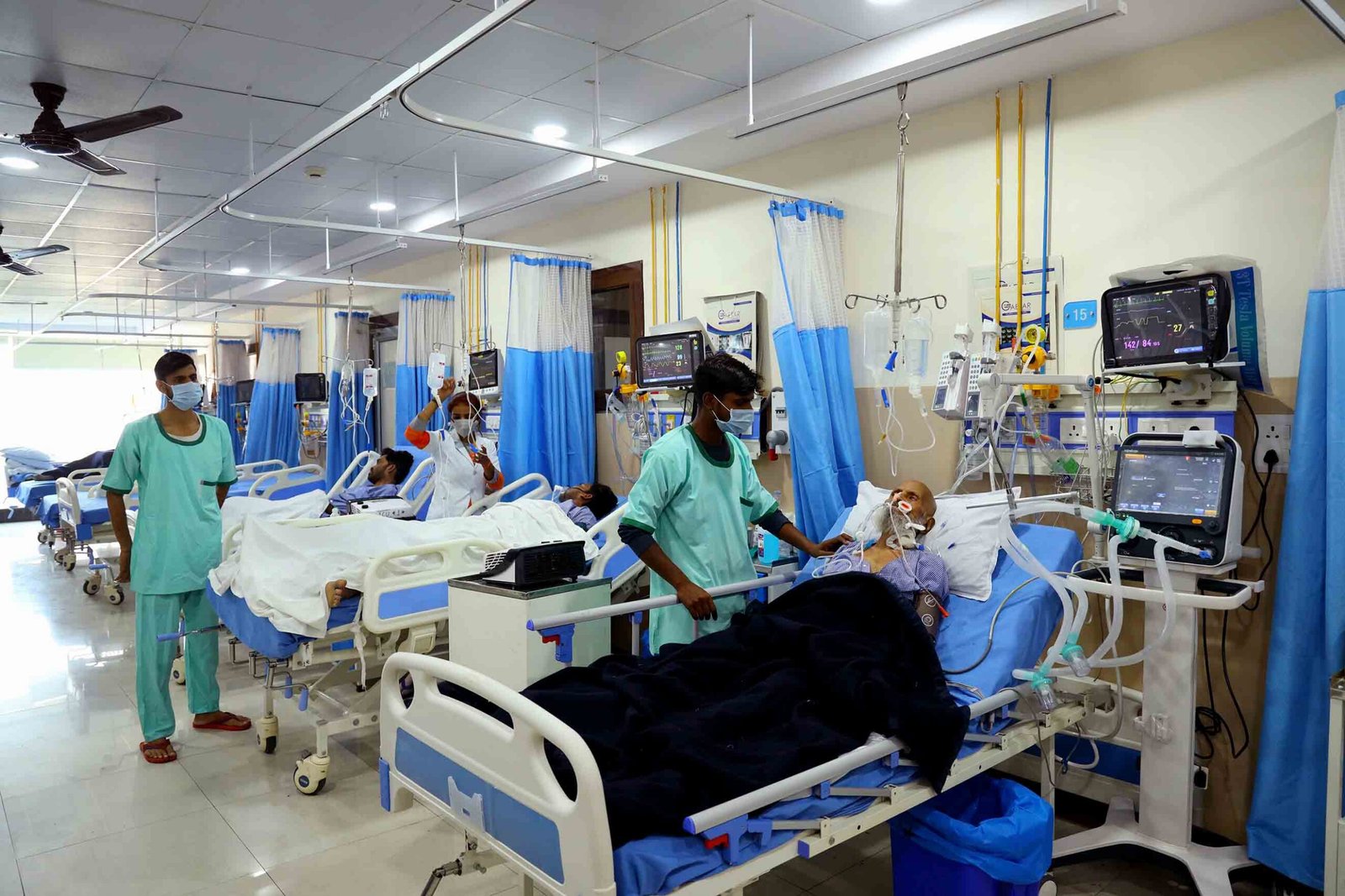 ICU Critical Care Hospital in Lucknow